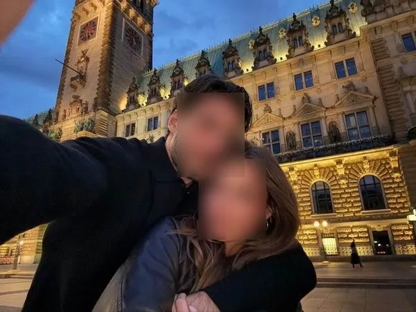 Screenshot of a message received by Adrian Voss (names and faces blurred)